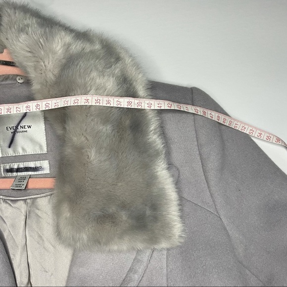 grey luxury wool blend coat with faux fur trim - EVERNEW MELBOURNE (H&M) - Picture 9 of 12